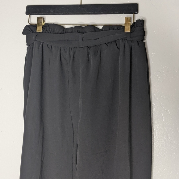 WAYF X Influencers Tie Waist Paperbag Pants - Picture 9 of 12